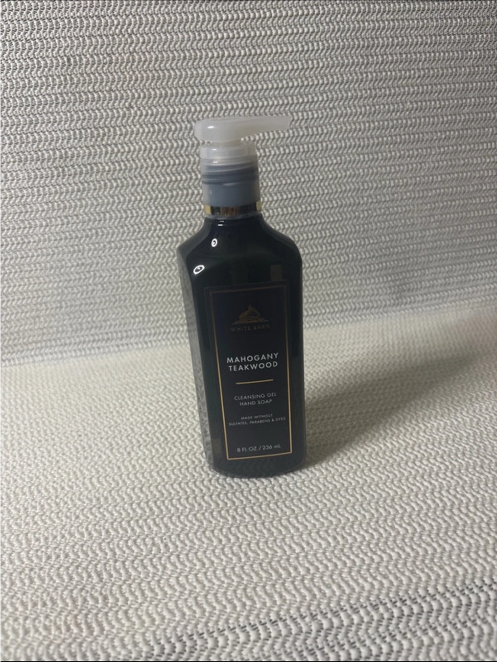 Bath & Body Works Mahogany Teakwood Hand Cleansing Gel - Black & Gold